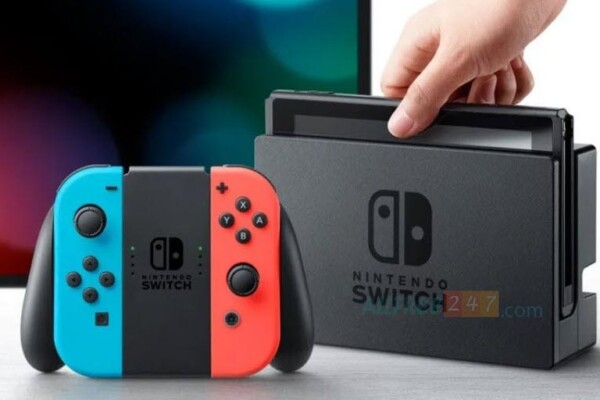 Năm 2020:Nintendo Switch với PS4 nên mua cái nào ?